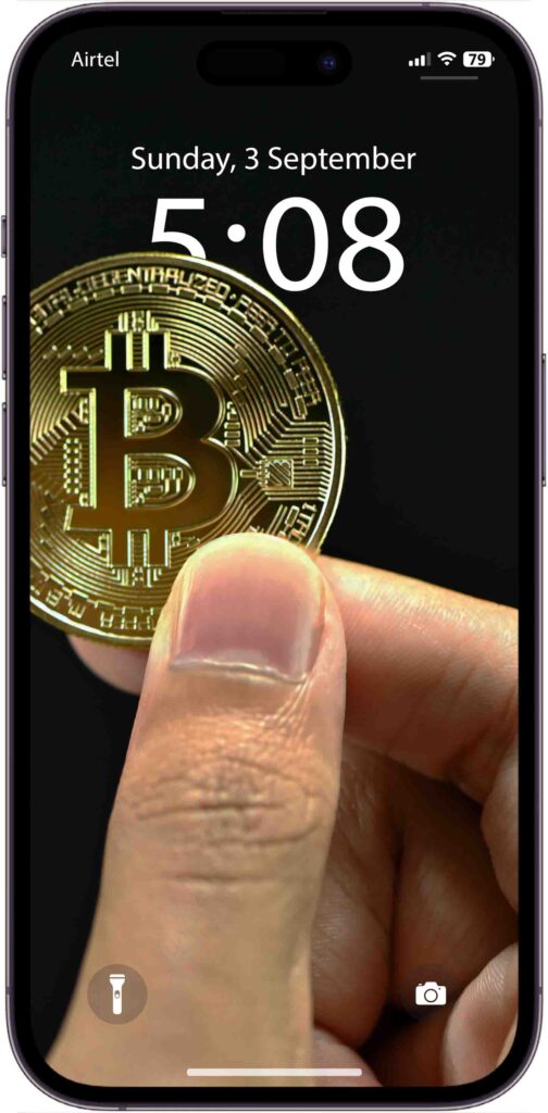 Gold Bitcoin coin Wallpaper