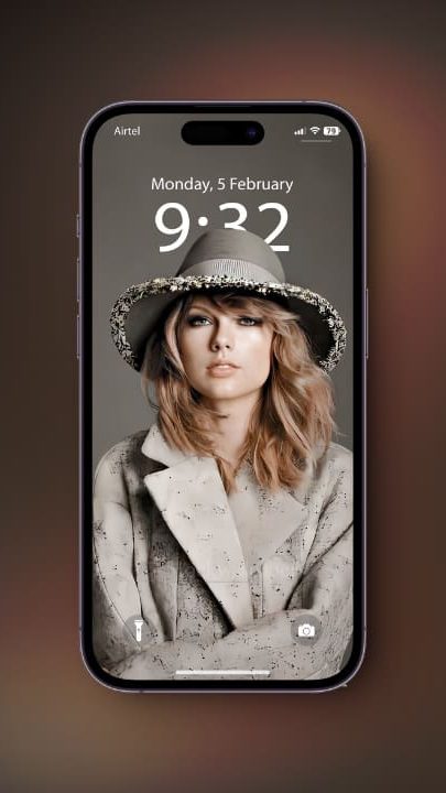 Taylor Swift iPhone Wallpaper