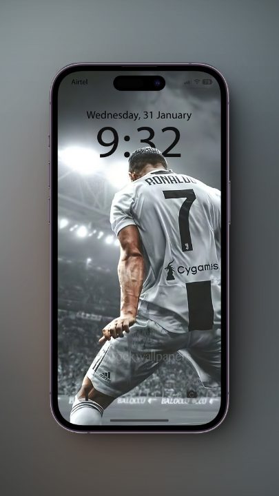 Ronaldo Wallpaper For iPhone [Depth Effect]